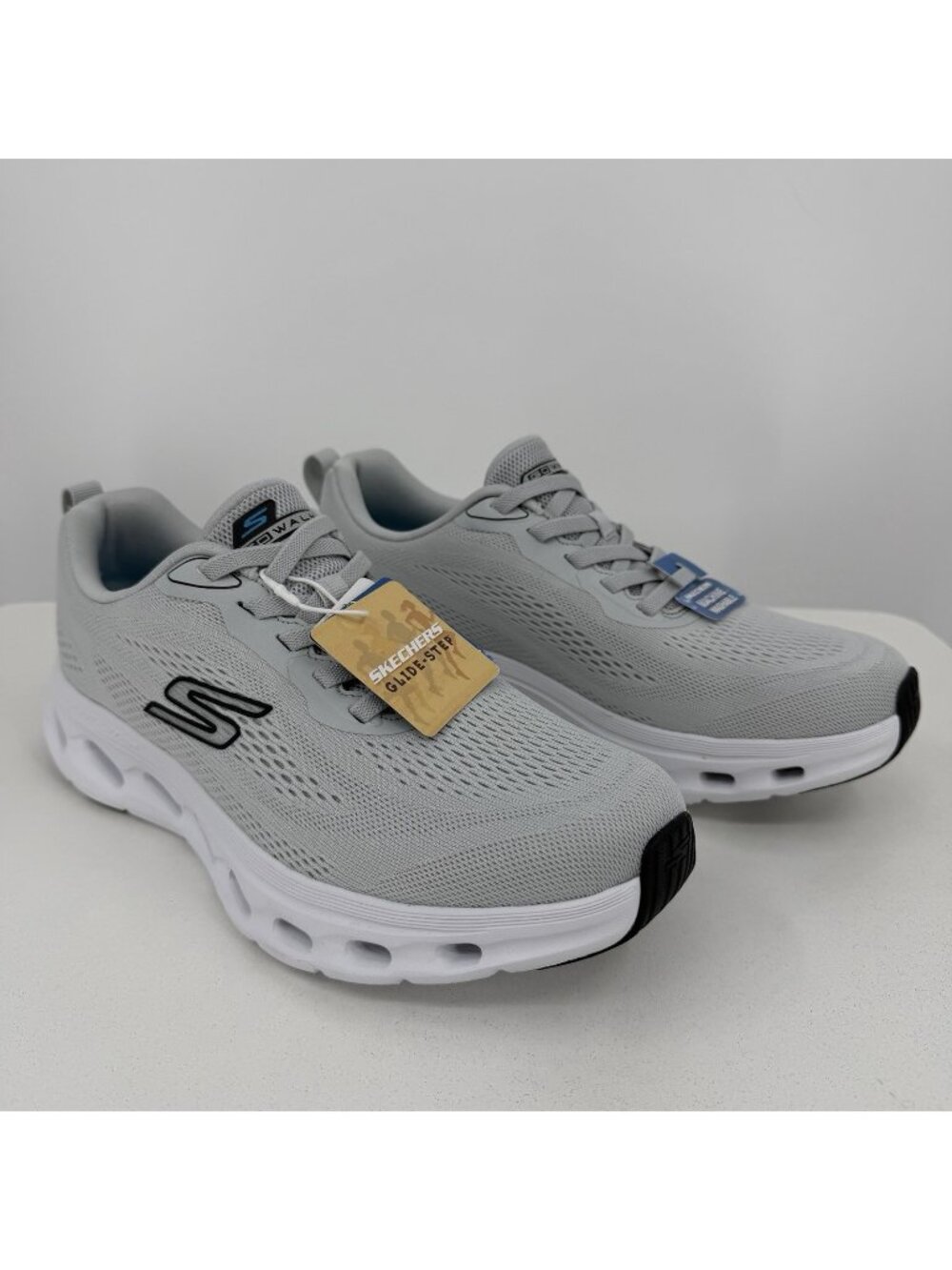 Skechers Men's GO WALK Glide-Step 2.0 Athletic Shoes size 8.5 Running Walking
